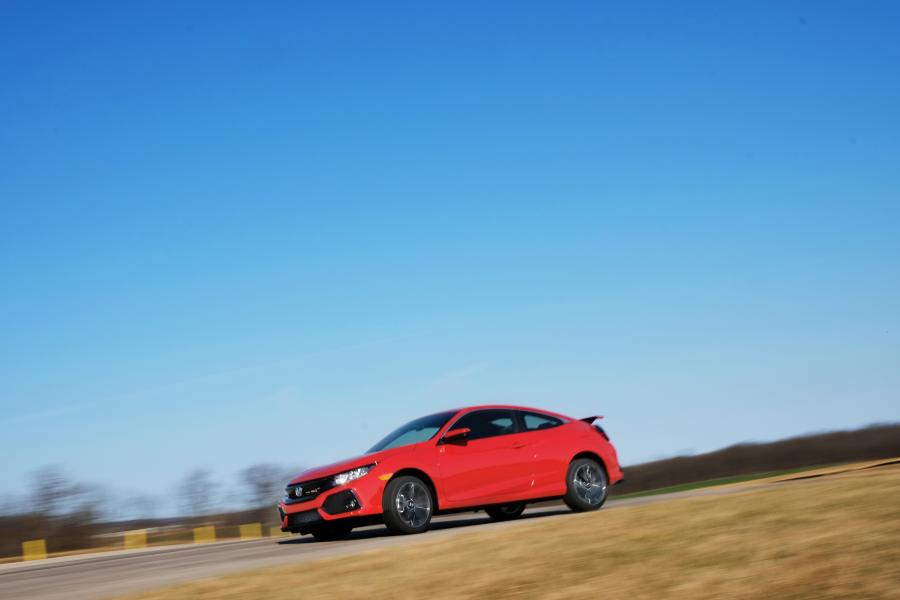  Honda Civic Si Coupe 2017 года  (NA) (фото 39 из 79)